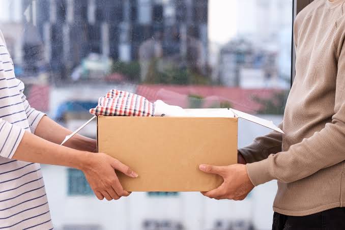Equipes da Secretaria de Assistência Social atendem a população afetada pelas chuvas