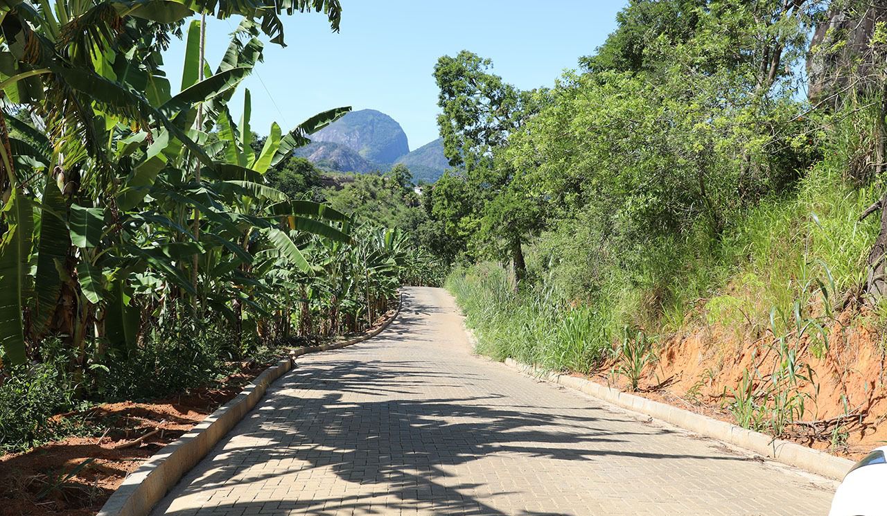 Estrada na região de Duas Bocas em Cariacica é inaugurada