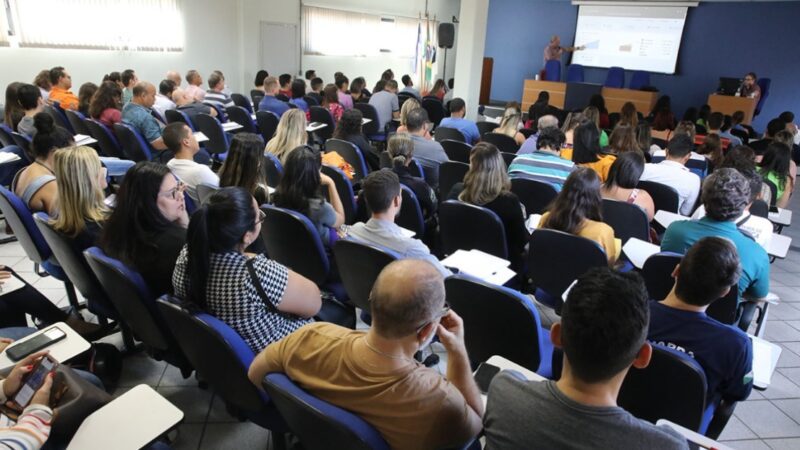Secretaria de Administração oferece treinamento para gestores e fiscais de contratos