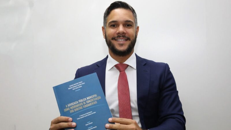 Procurador de Cariacica tem artigo publicado em livro da Associação Nacional dos Procuradores Municipais