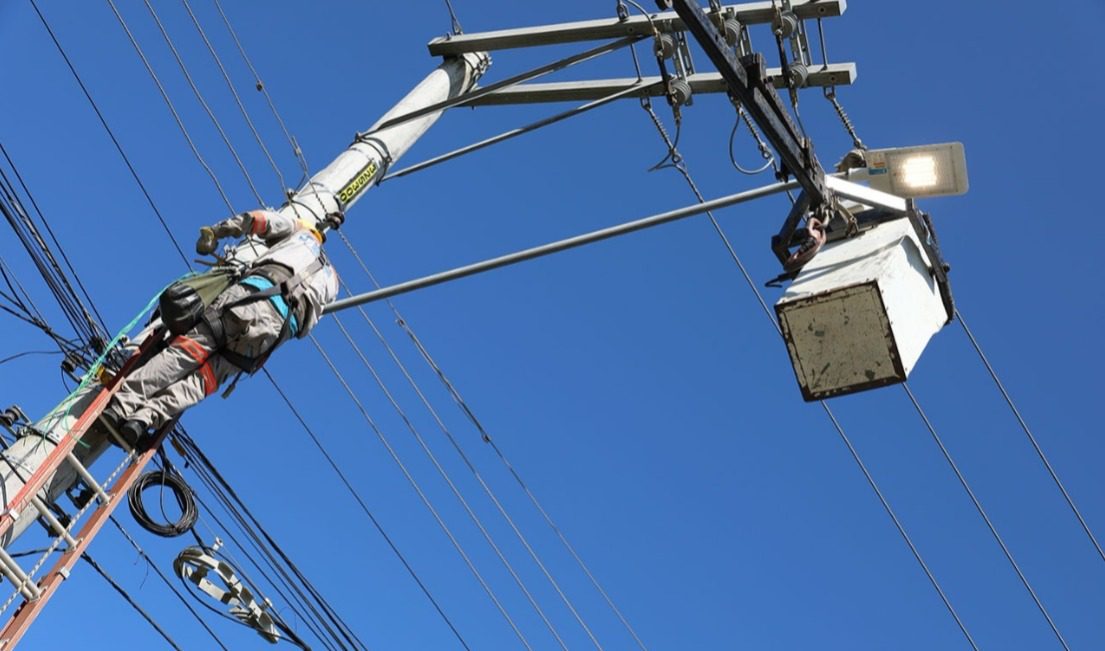 Mais de 37 mil lâmpadas de LED instaladas em Cariacica pela prefeitura mas furtos de energia persistem como desafio