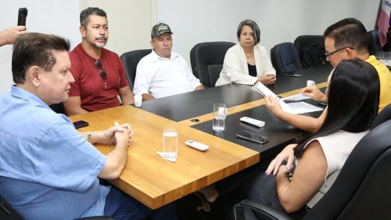 Bandas de Congo em Cariacica Solicitam Terreno ao Prefeito para a Construção da Casa do Congo