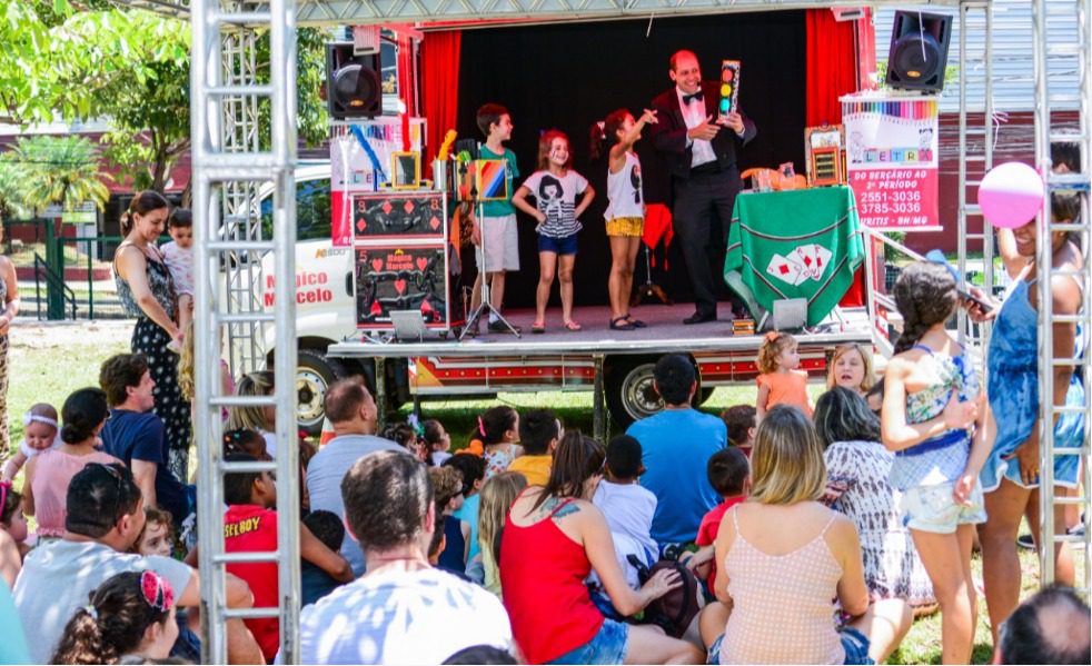 Mágico Marcelo Labarrère fará apresentação gratuita em Alzira Ramos nesta quinta-feira (11)