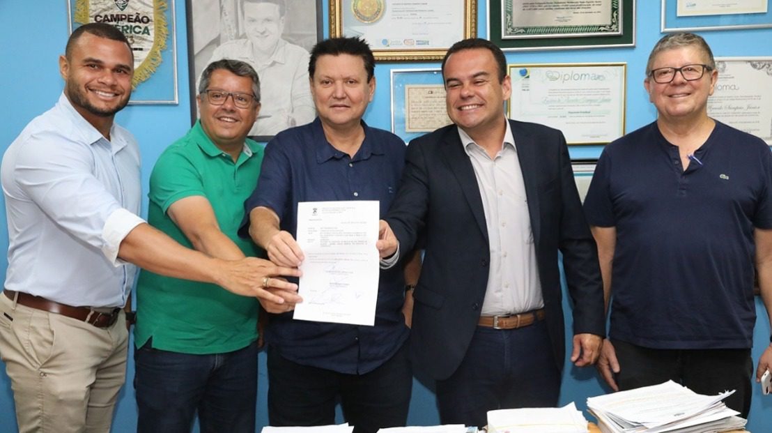 Prefeito Euclério Sampaio firma parceria e investe em segurança para os moradores de Jardim América