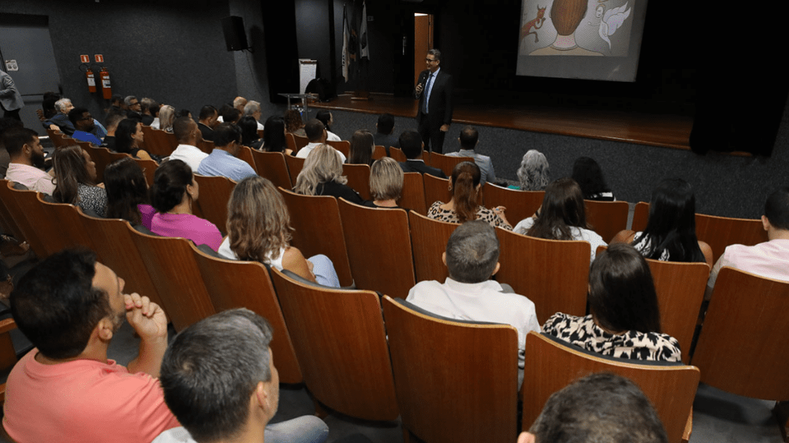 Capacitação sobre Nova Lei de Licitações é realizada para integrantes da Administração Pública de Cariacica