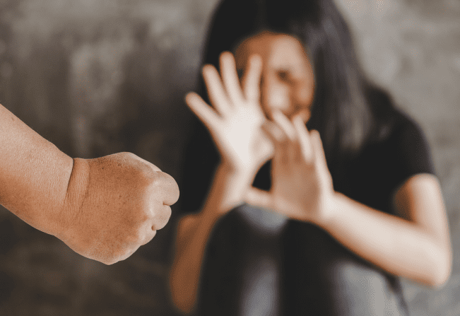 Mês da Mulher: Juventude de Cariacica debate o enfrentamento à violência doméstica