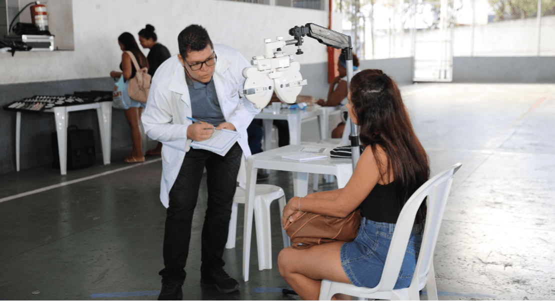 Mães atípicas da Apae ganham dia de beleza