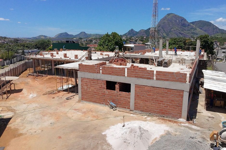 Obra do CMEI de Prolar segue em ritmo acelerado e alcança a fase de alvenaria