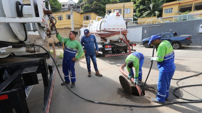 Secretaria de Serviços intensifica limpeza preventiva das redes de drenagem