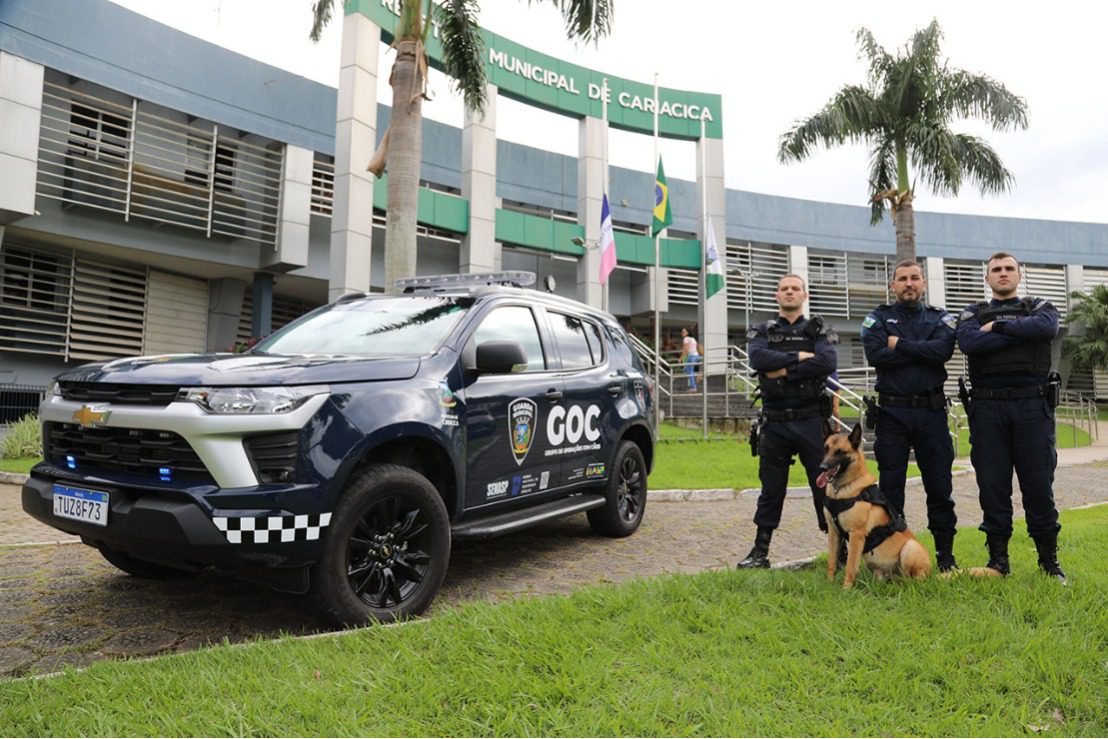 Guarda Municipal de Cariacica recebe nova viatura para operações com cão farejador