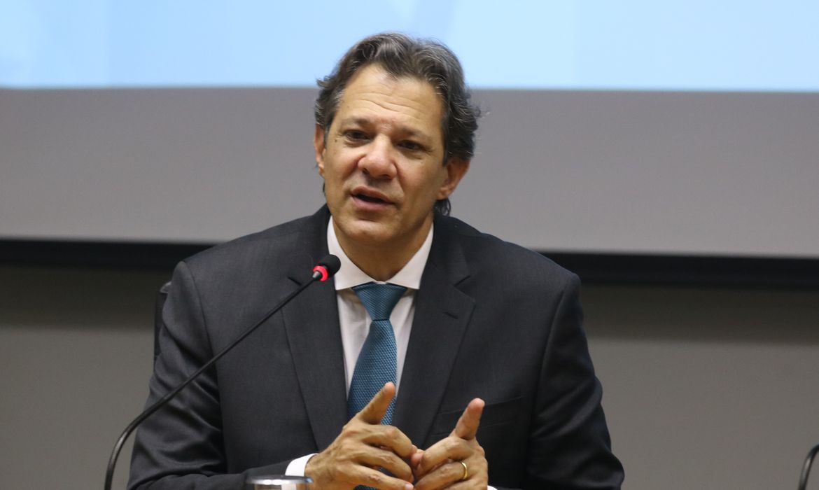 Investimentos isentos de impostos, favoritos da classe média, passam a sofrer tributação