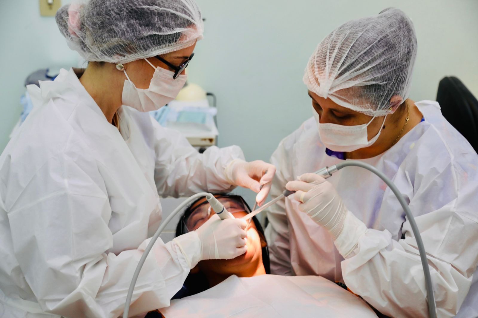 População terá acesso a mais de 16 mil vagas para consultas médicas e odontológicas neste domingo (25)