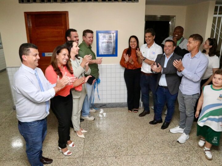 Prefeitura entrega Escola Nilton Gomes e anuncia reforma da Emef Rosa da Penha