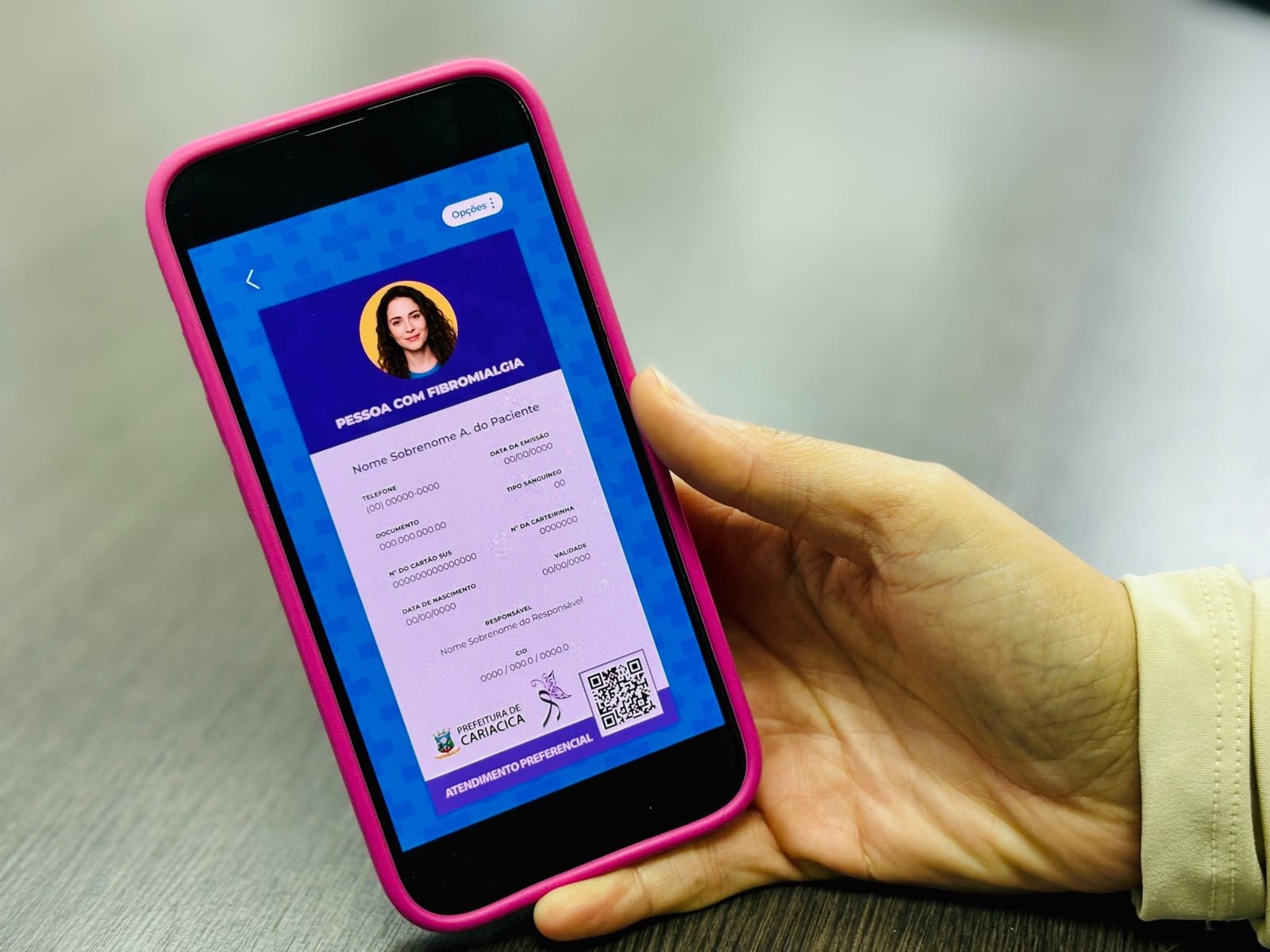 Nova carteirinha digital facilita identificação de pessoas com fibromialgia