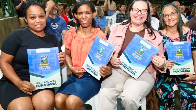 Regularização fundiária beneficia 285 famílias com entrega de escrituras em Nova Esperança