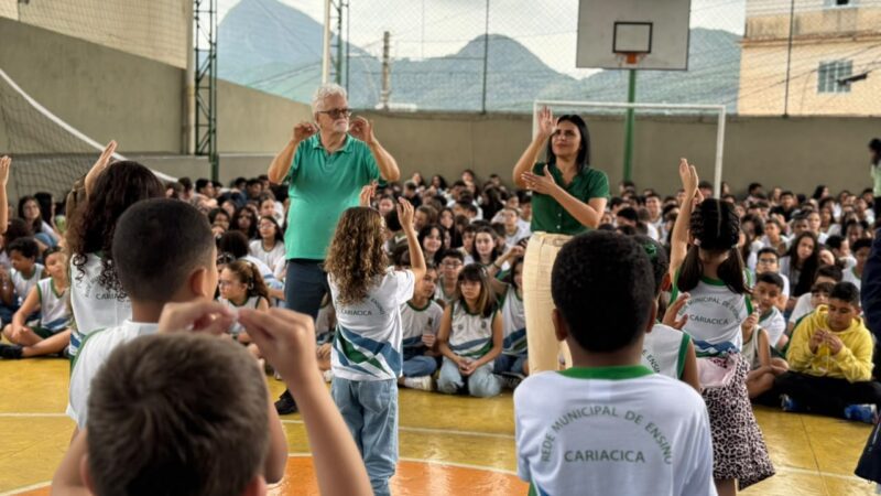 Libras ganha espaço na escola com oficinas voltadas à inclusão e conscientização