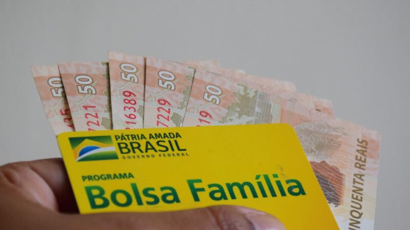 Calendário de pagamentos do Bolsa Família em 2021 é divulgado. Confira as datas!