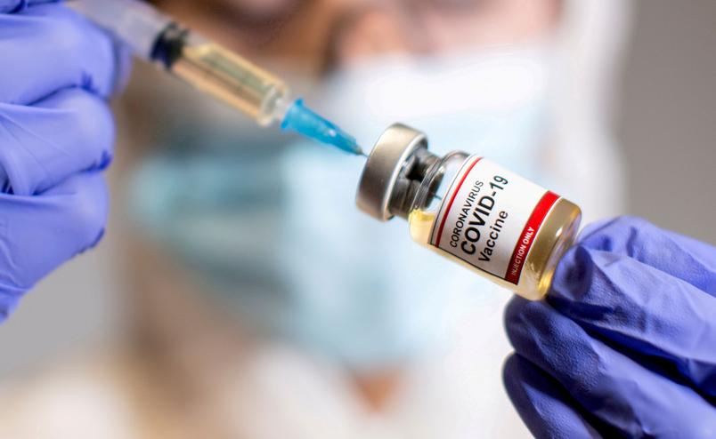 Profissionais da educação de Cariacica começam a ser vacinados na próxima segunda (26)