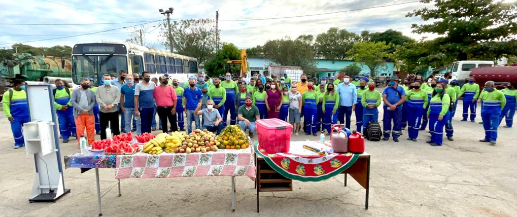 Prefeitura de Cariacica realiza café da manhã em homenagem ao Dia do Gari