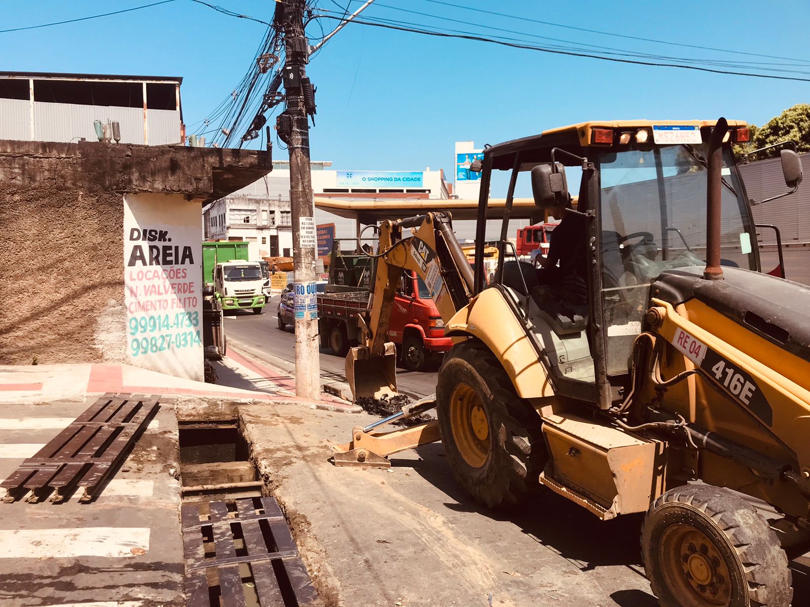 75 toneladas de lixo são recolhidos em dois dias de trabalho