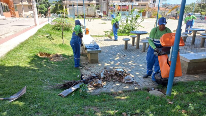 Fim de semana com limpeza e outros serviços nas ruas da cidade com ação da Semserv