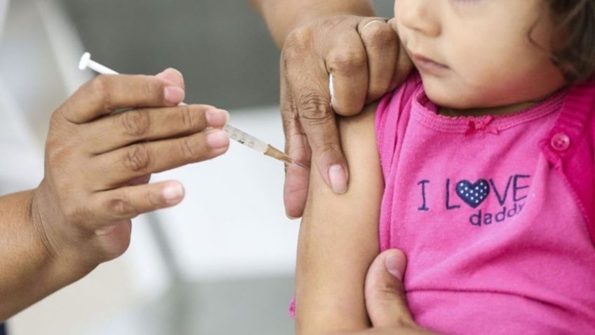 Covid-19: Estado deve receber 24 mil doses do primeiro lote da vacina para crianças de 5 a 11 anos