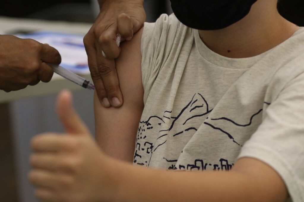 Mais de 8 mil vagas abertas para a vacinação de todos os públicos contra covid-19