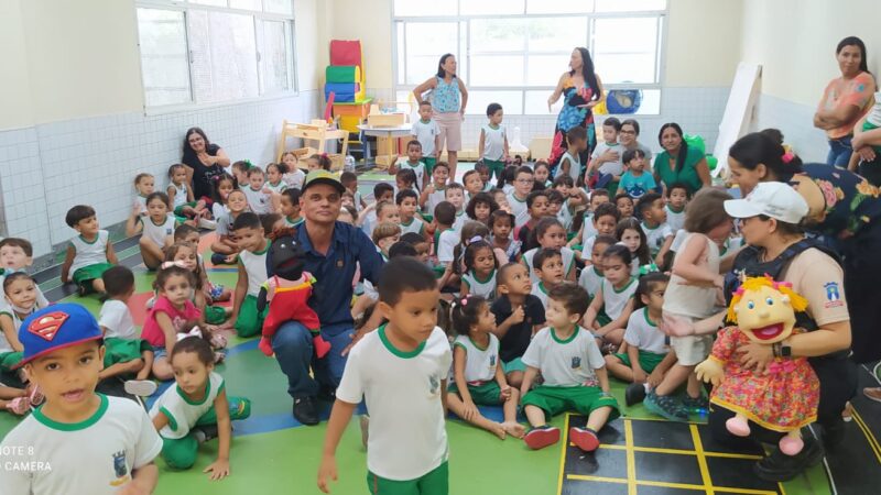 Maio Amarelo: projeto leva conscientização para escolas de Cariacica