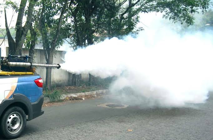 Carro do fumacê irá passar em 32 bairros de Cariacica