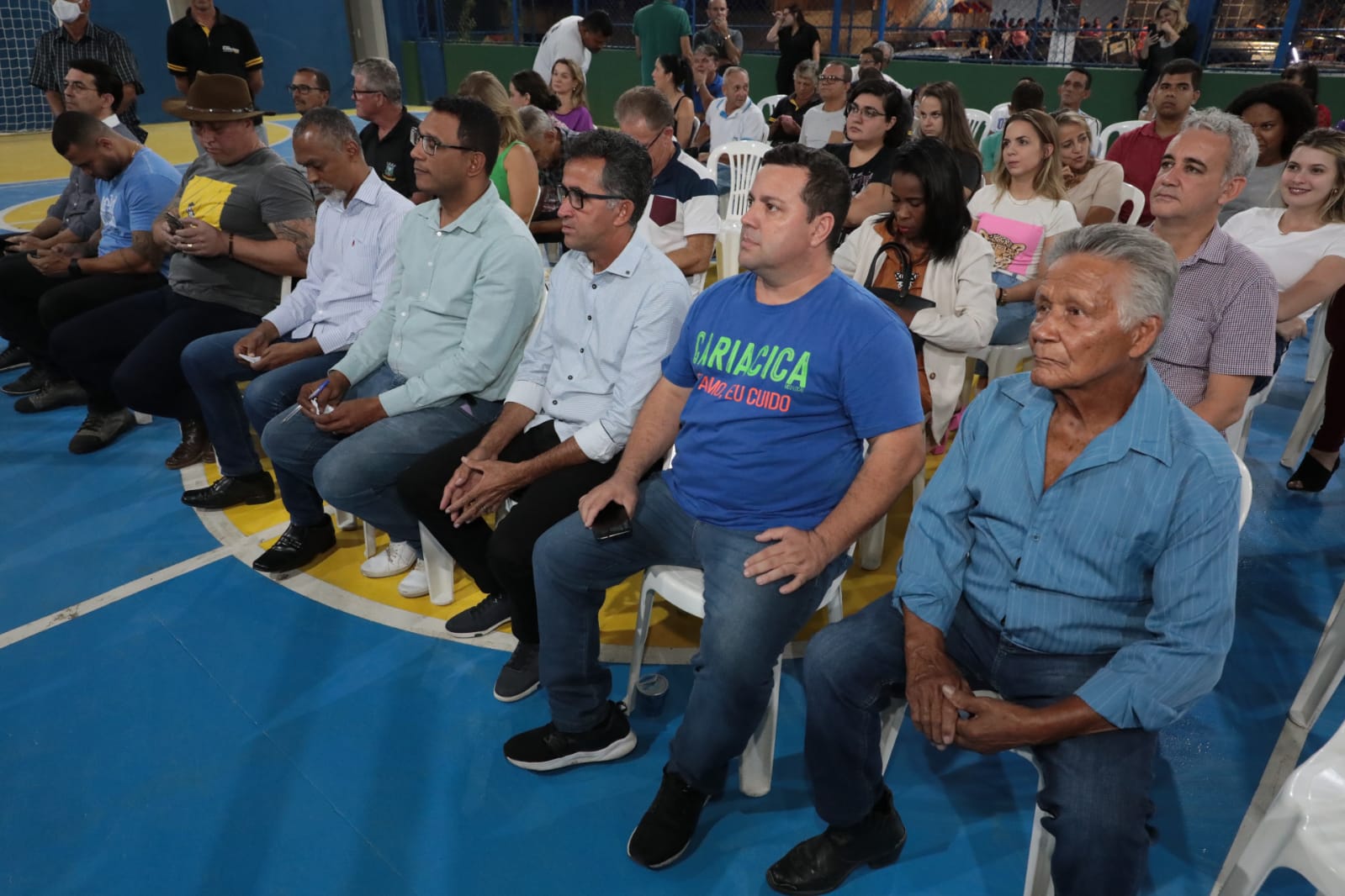 Quadra do Centro Esportivo Célio Reis é entregue por Secretaria de Serviços