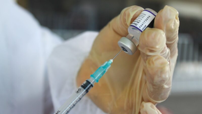 Vacinação em Cariacica é realizada em 26 Unidades Básicas de Saúde