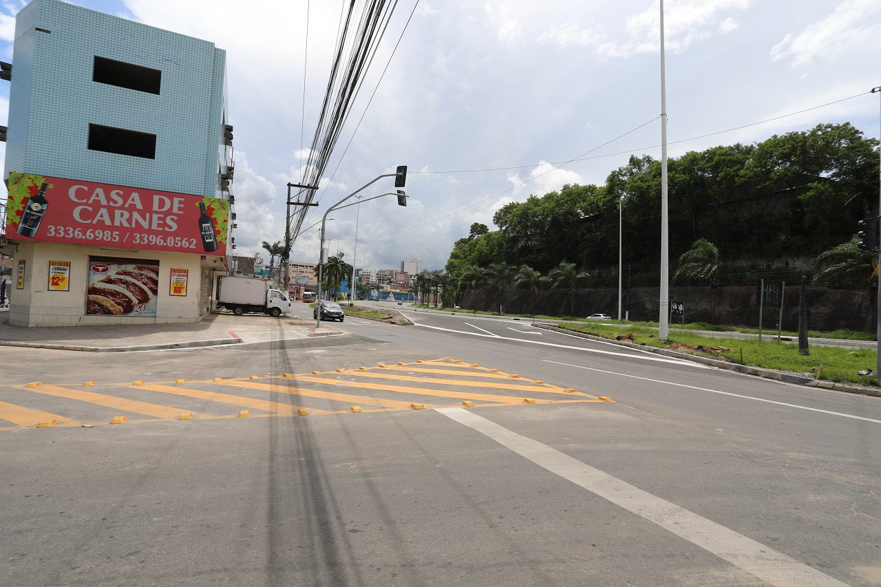 Secretaria de Defesa Social instala novos semáforos e sinalização horizontal em Campo Grande