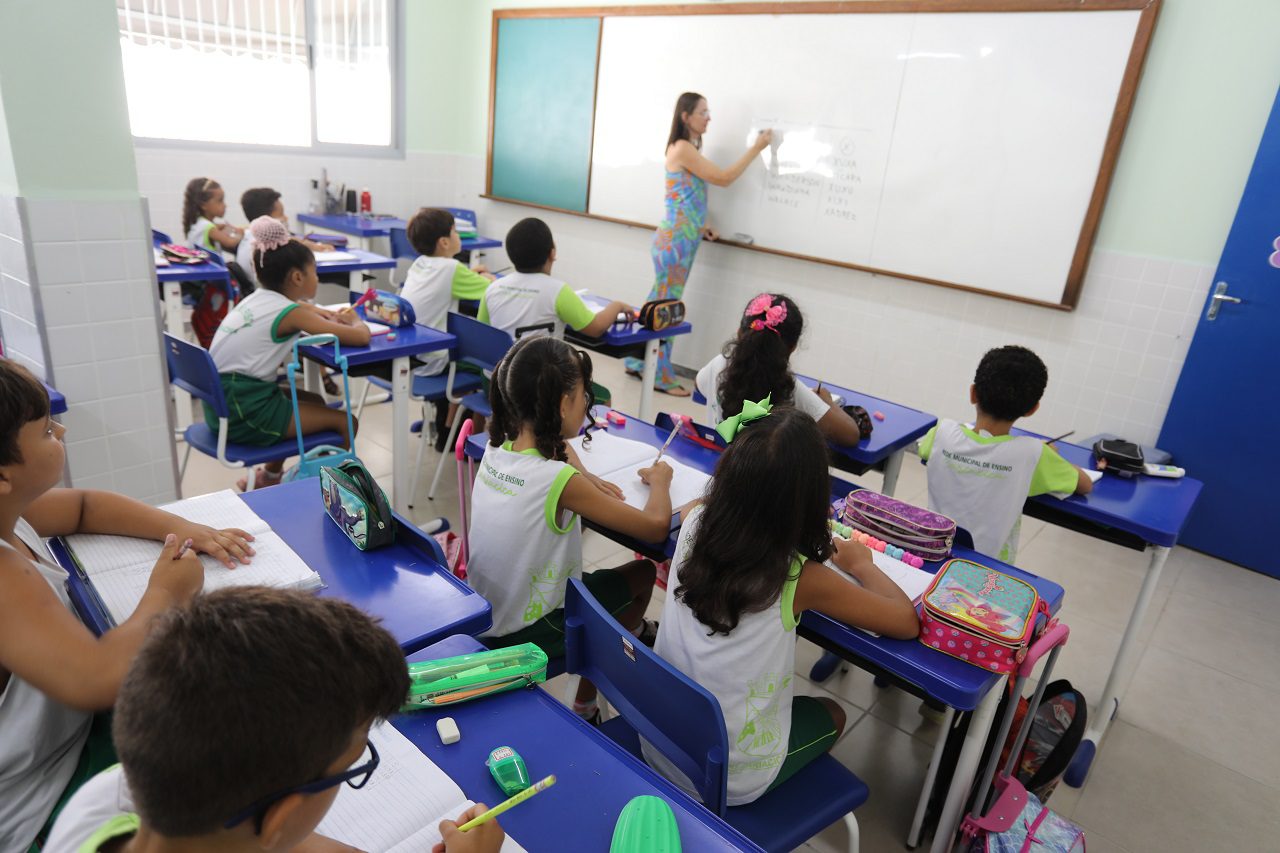 Prefeitura conclui a reforma da escola Orlando Moreira de Lima no bairro Itapemirim