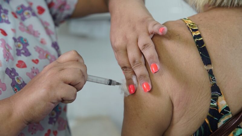 Fim de semana de vacinação sem agendamento em Cariacica