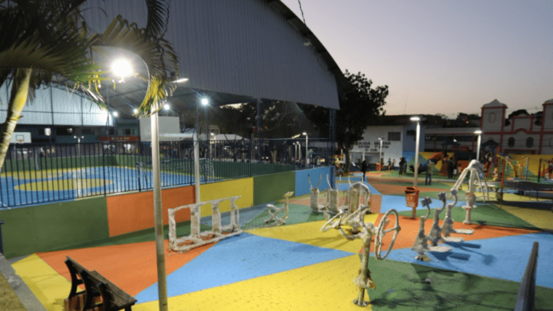 Playgrounds e academias de praças e parques de Cariacica passam por manutenção