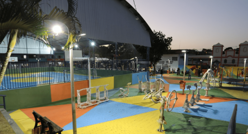 Playgrounds e academias de praças e parques de Cariacica passam por manutenção