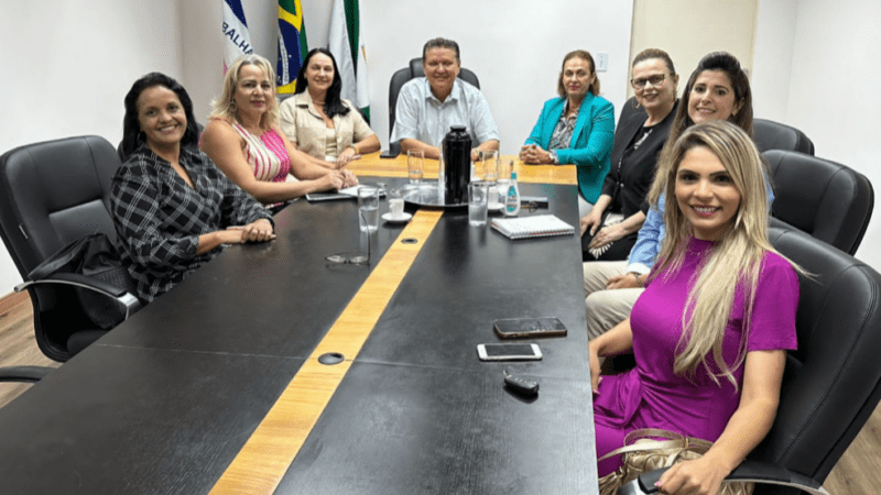 Prefeito realiza reunião com o Núcleo de Apoio às Vítimas de Violência do Ministério Público