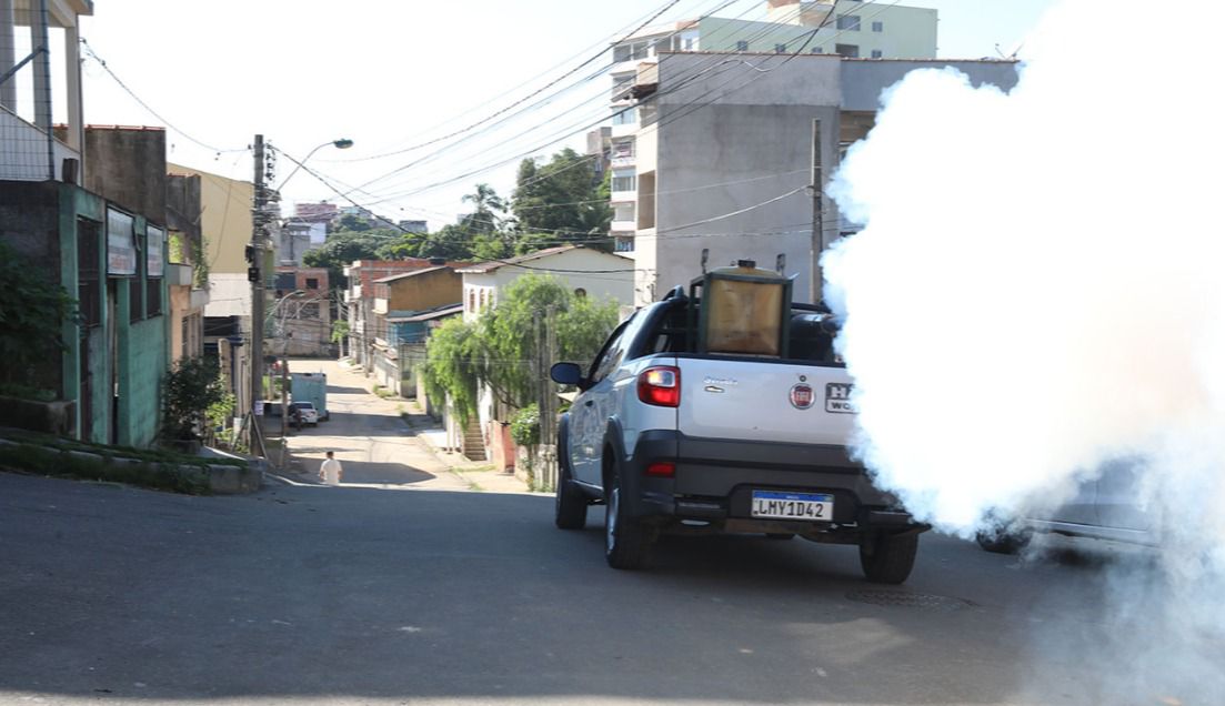 Carro fumacê passa por 26 bairros nesta semana