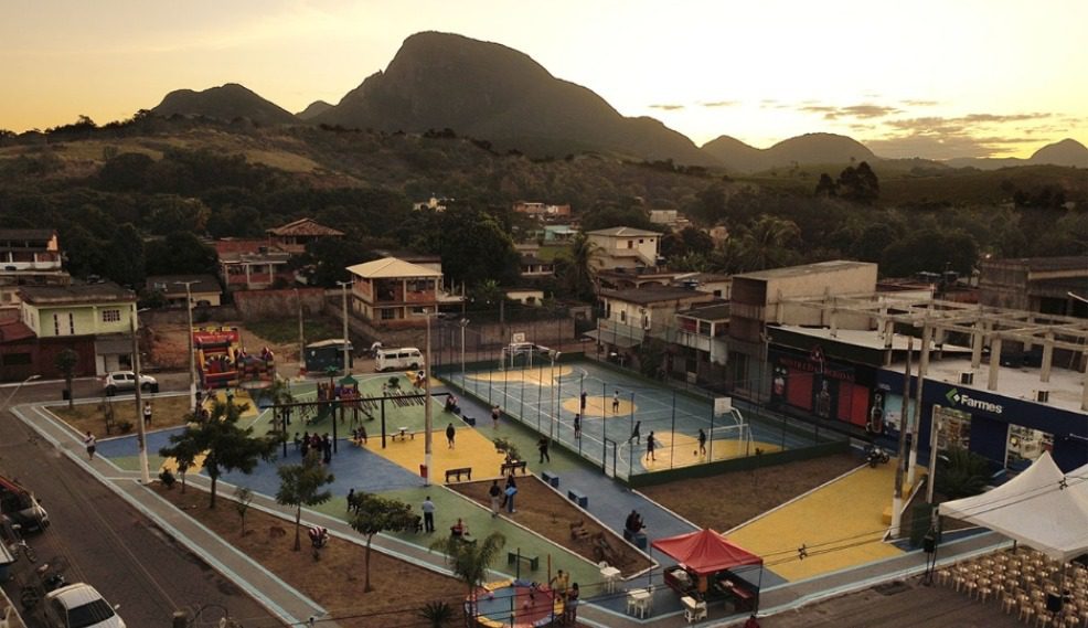 Praça Cornélio Paranhos Neto, em Santo Antônio, é entregue renovada em comemoração aos 133 anos de Cariacica