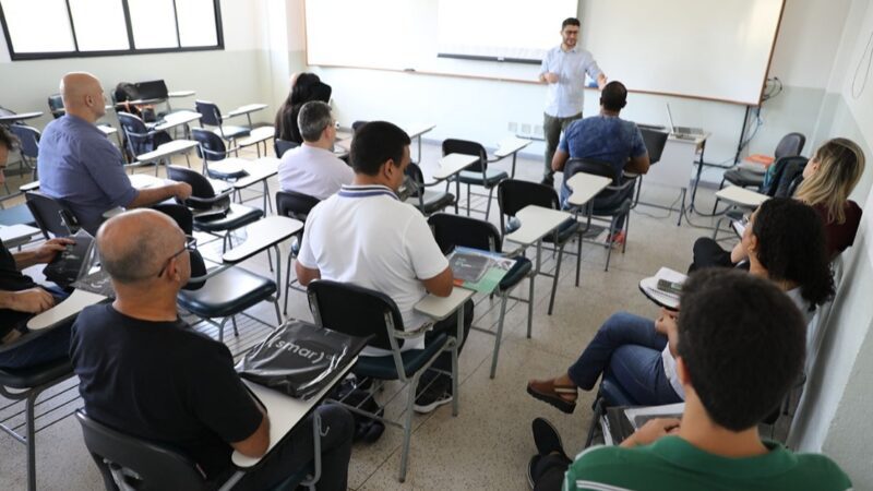 Capacitação em auditoria contábil e tributária é iniciada por servidores do Fisco Municipal em Cariacica