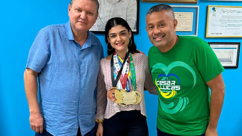 Atleta de Cariacica, Driely Neves Coutinho, brilha no Kickboxing conquistando títulos nacionais e estaduais