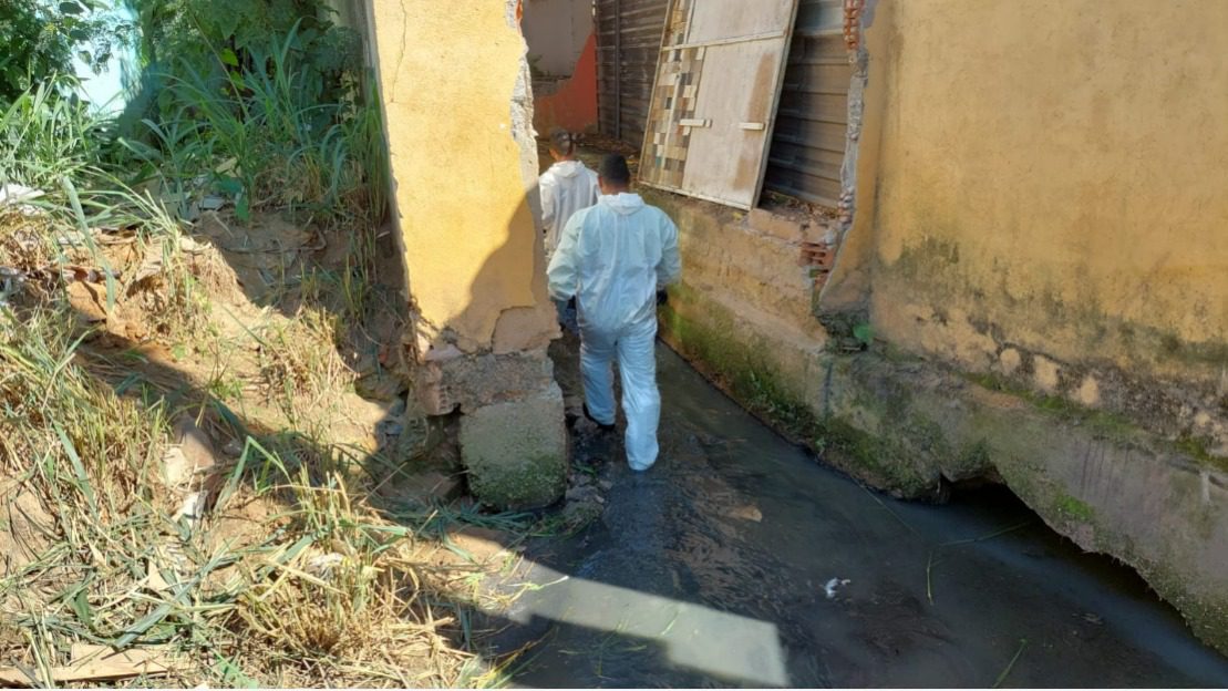 Cariacica: Secretaria de Serviços executa limpeza em redes de drenagem