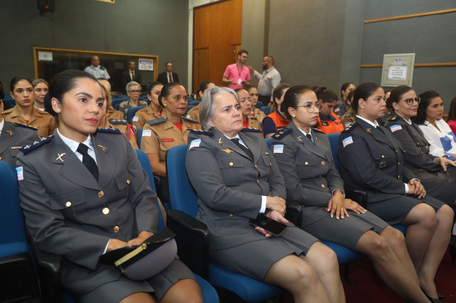 Presidente da Assembleia celebra mulheres da segurança pública no Dia Estadual da Mulher Policial Militar, Bombeiro Militar e Policial Civil