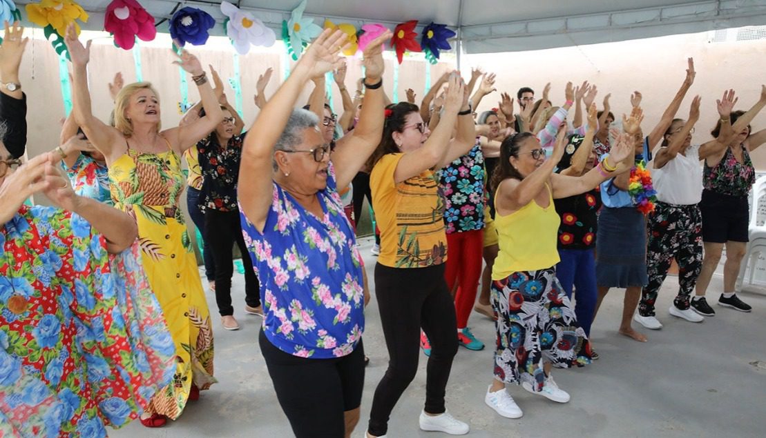 Festa da Primavera no Centro de Convivência da Pessoa Idosa em Cariacica: Um Dia de Música e Dança