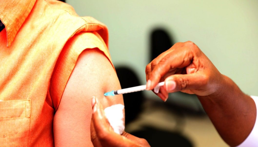 Fim de Semana no Shopping Moxuara: Vacinação contra Covid-19, HPV e Hepatite