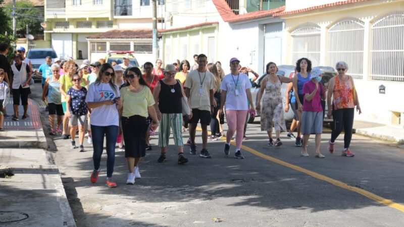 Encerramento do Outubro Rosa: Idosos Realizam Caminhada na Segunda-feira (30) Contra o Câncer de Mama