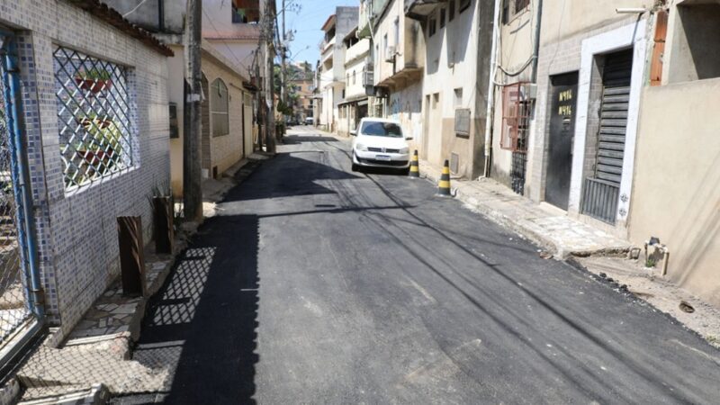 Rua 15 de Novembro em Porto de Santana recebe melhorias da Secretaria de Serviços para evitar alagamentos