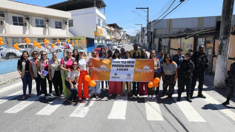 Ação pelo fim da violência contra mulher é realizada em ruas de Cariacica