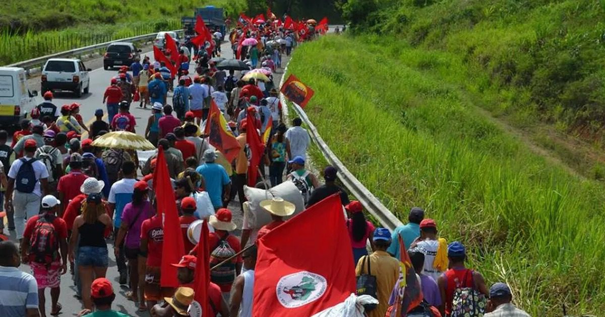 Deputado Capixaba Propõe Mudanças no Programa Nacional de Reforma Agrária e Defende Modernização Digital