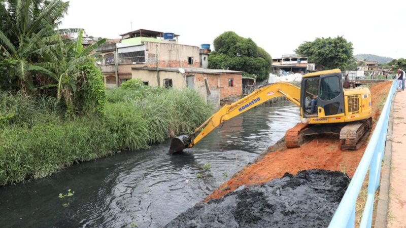 Mais de 20 mil toneladas de lixo são retiradas durante limpeza de rios em Cariacica